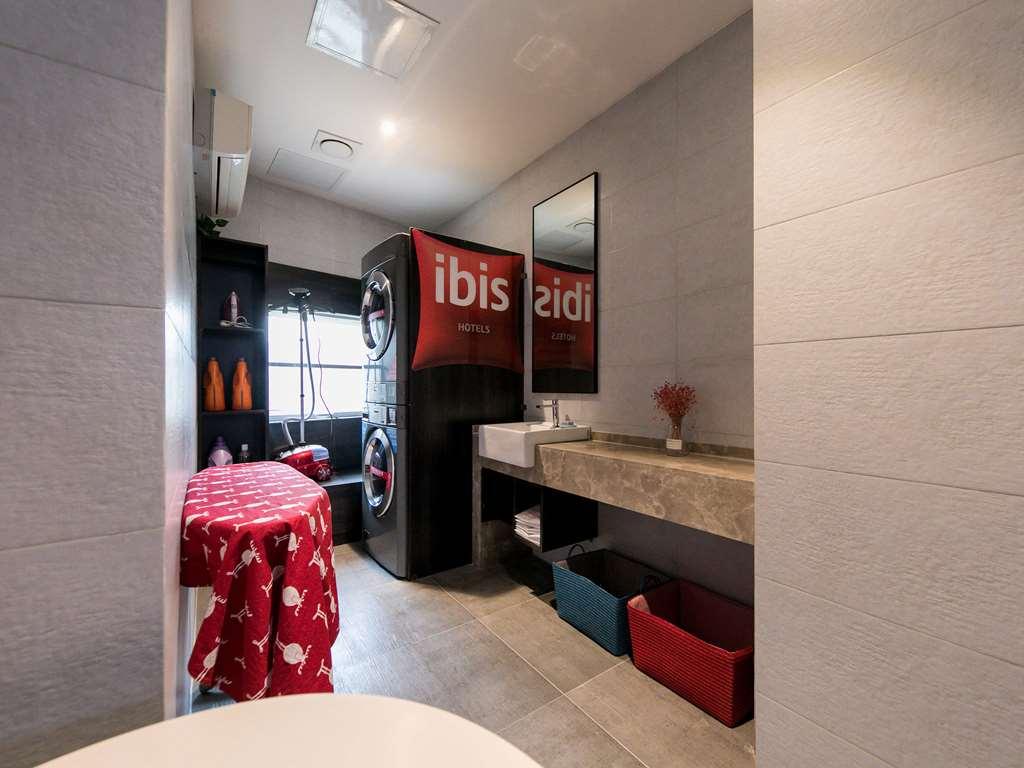 Ibis Nantong Qingnian Hotel Удобства снимка