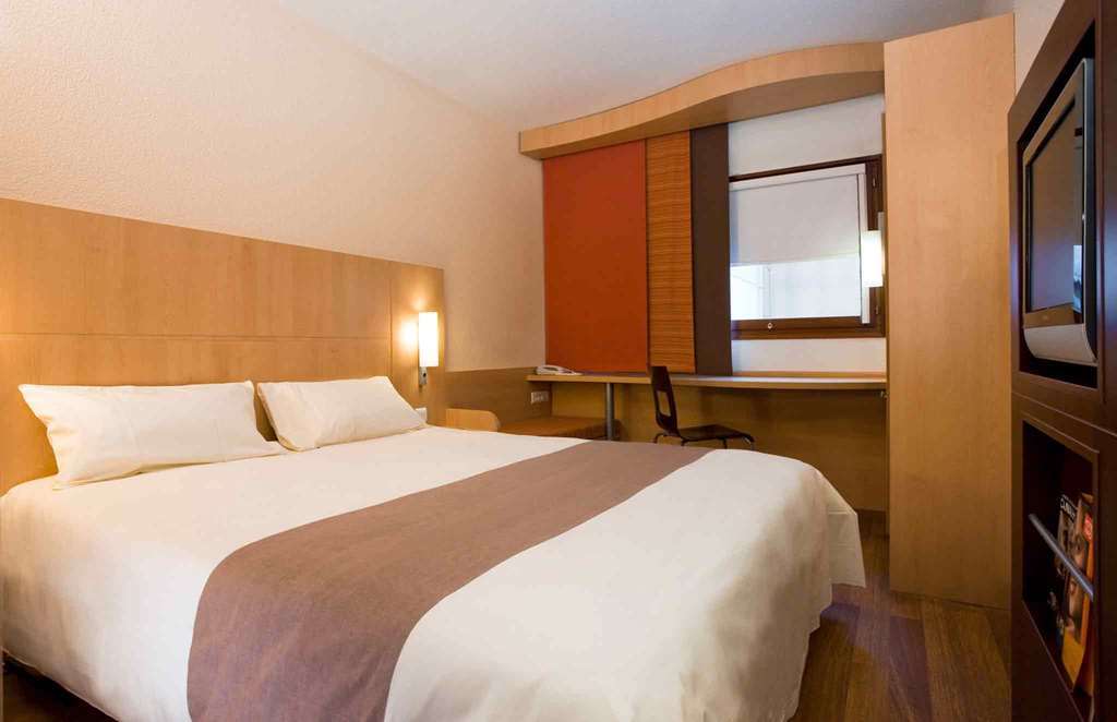 Ibis Nantong Qingnian Hotel Стая снимка